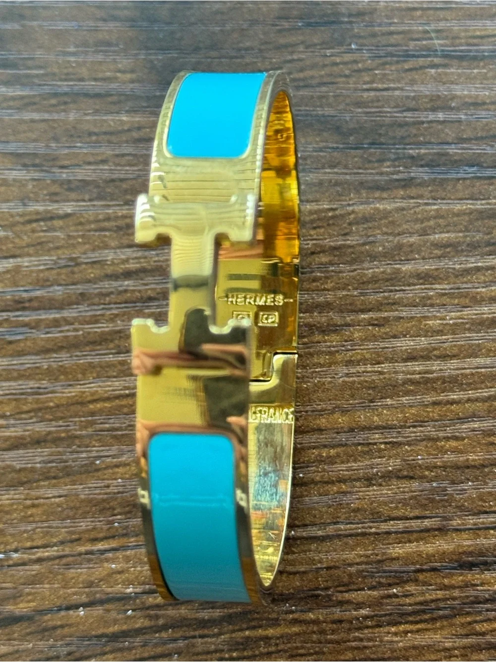 Beautiful Hermes Gold and Turquoise Enamel Clic H Bracelet - Picture 10 of 13